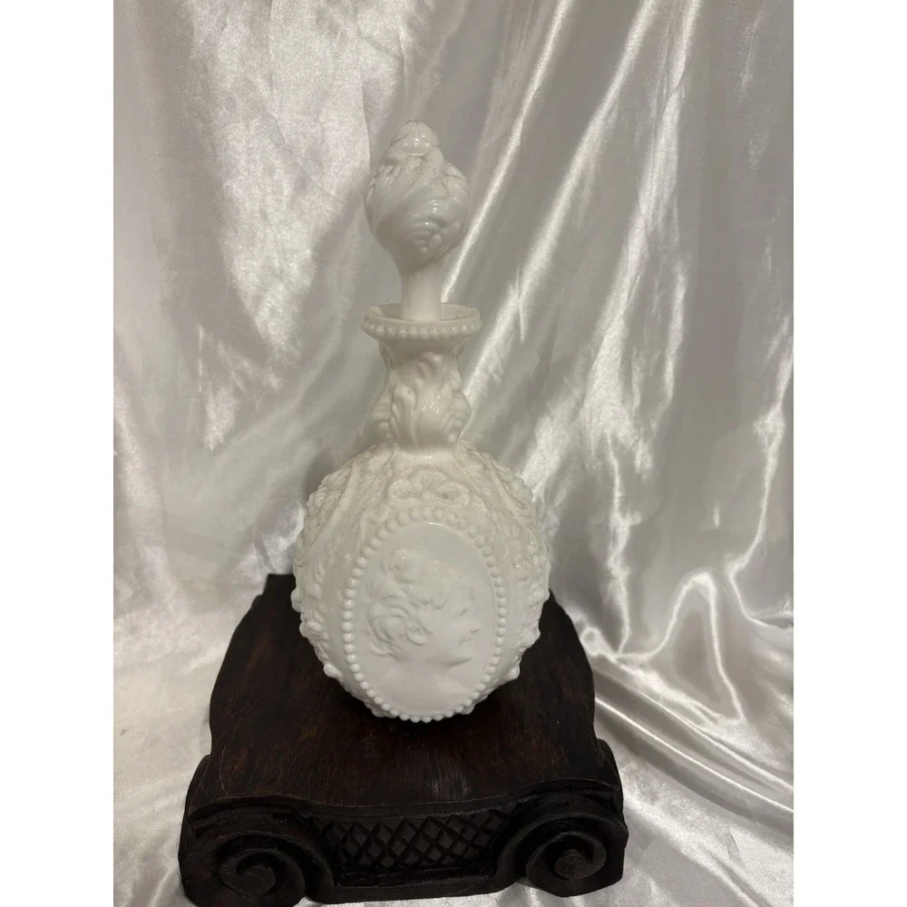 Vntg Fostoria Jenny Lind VANITY DECANTER 11